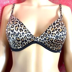 PINK Victoria's Secret Leopard Print scoop neck Bra 36C